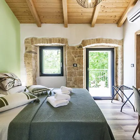 Villa Doda In Istria For 6 People With Heated Pool And Sauna Modrušani